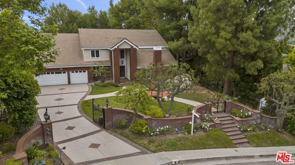 MLS #25611663 image #0