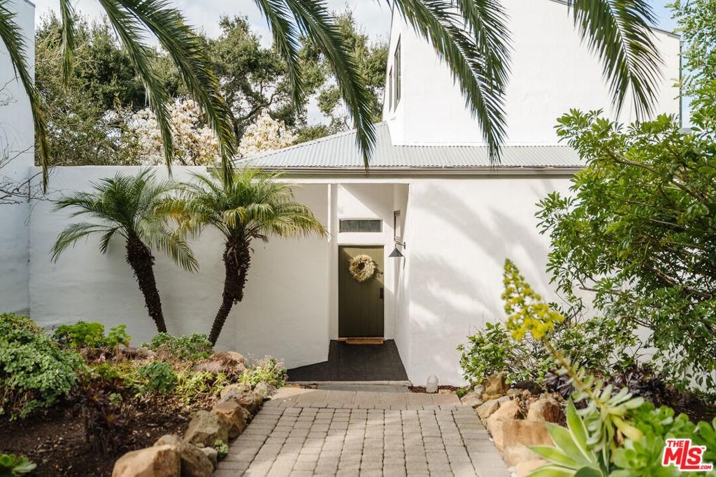 MLS #25611719 image #0