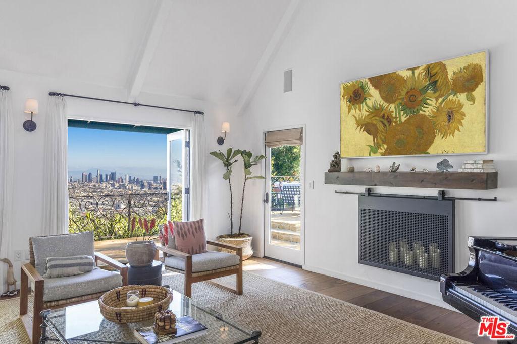 MLS #25612161 image #0