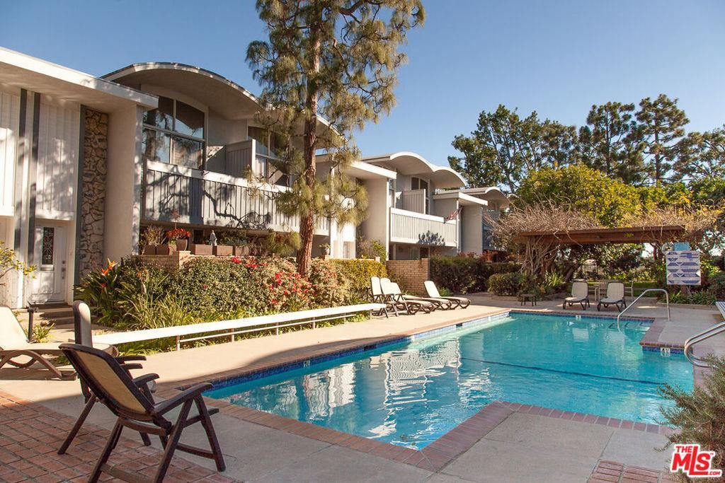 MLS #25612293 image #0