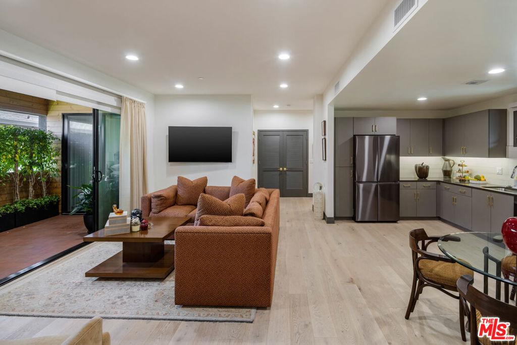 MLS #25612327 image #0