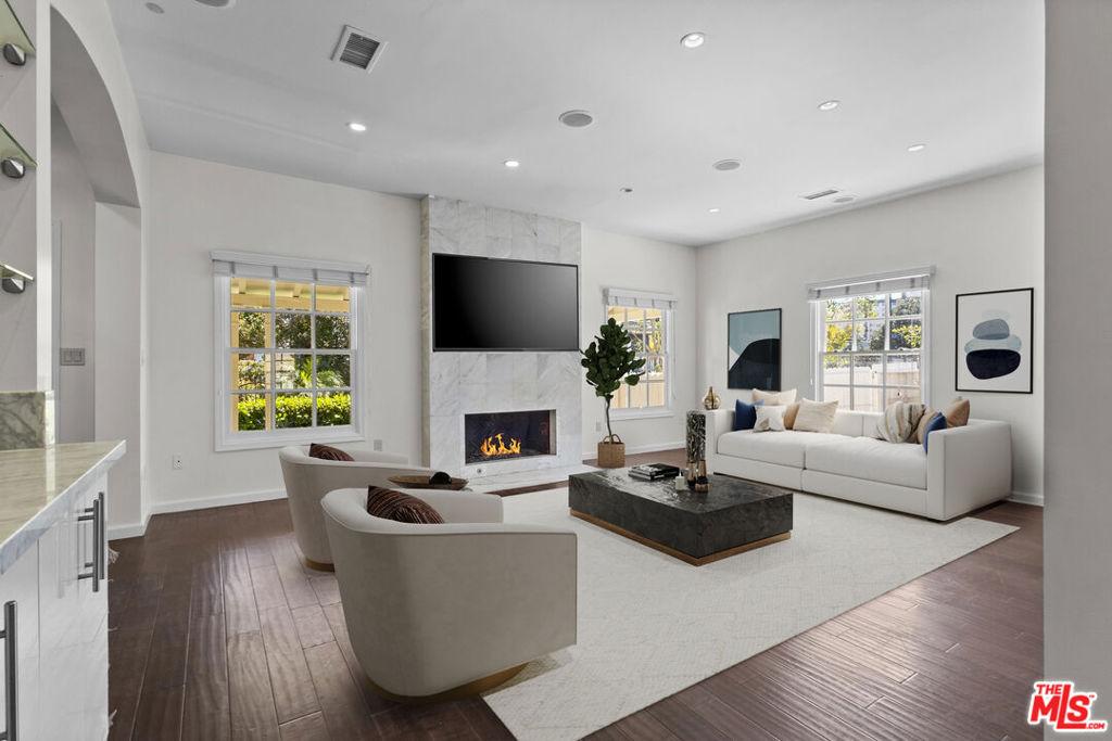 MLS #25612623 image #0