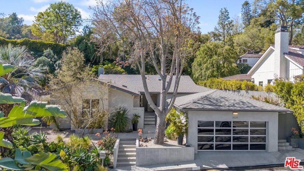 MLS #25612947 image #0