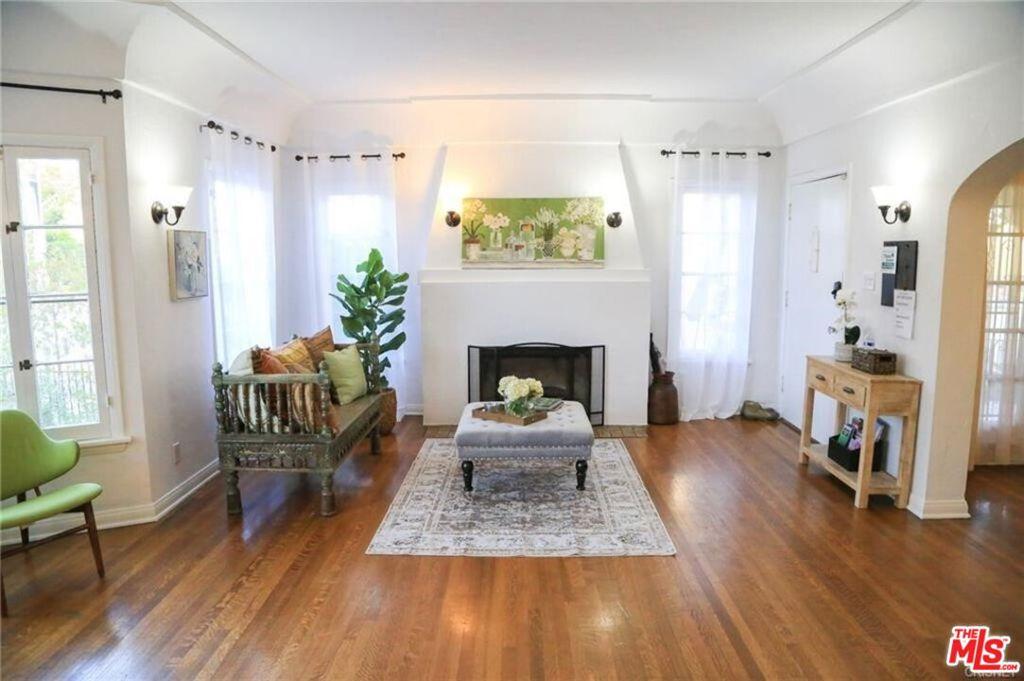 MLS #25613899 image #0