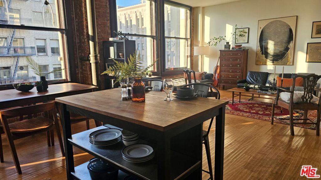 MLS #25613983 image #0