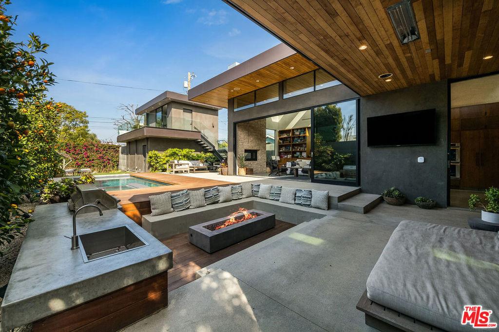 MLS #25614083 image #0