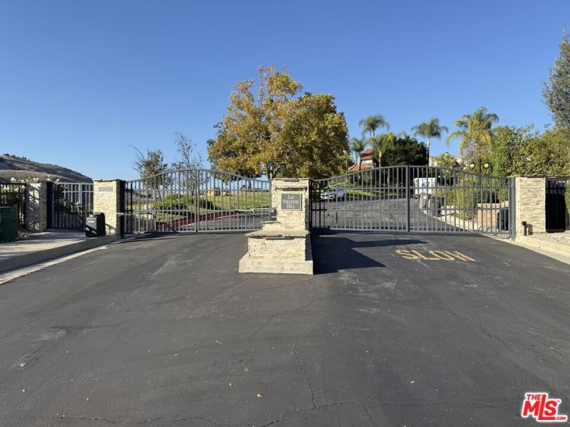 MLS #25614117 image #0