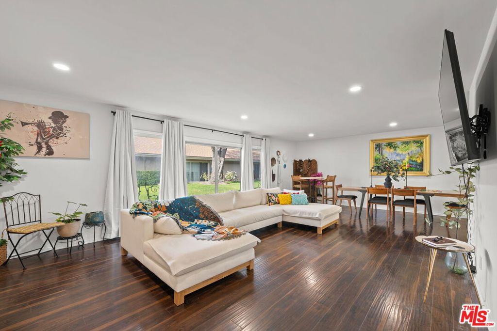 MLS #25614593 image #0