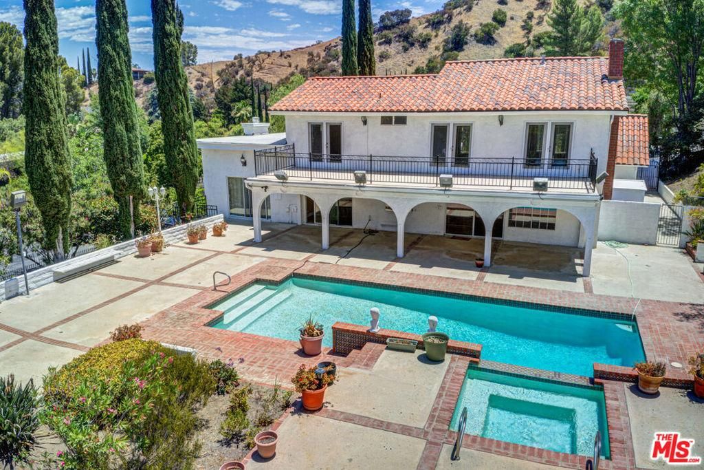 MLS #25615391 image #0