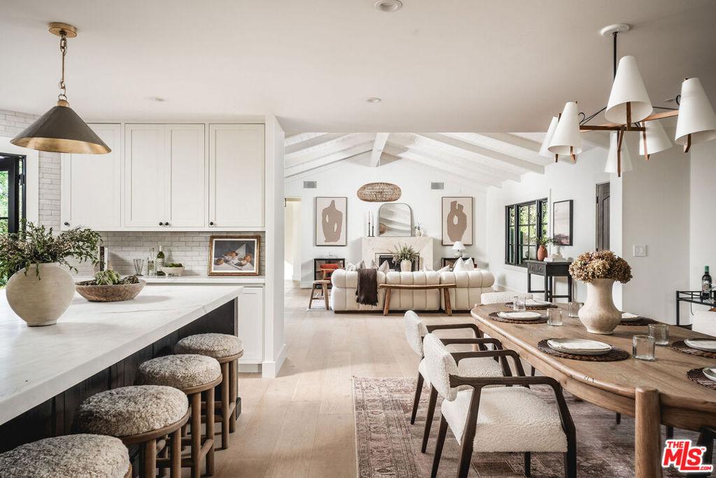 MLS #25615655 image #0