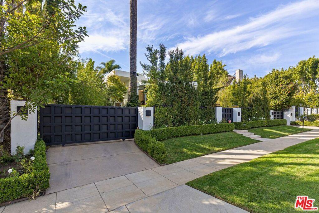605 N Hillcrest RD Beverly Hills CA 90210 | MLS #25615881 45 MLS #25615881 image #0