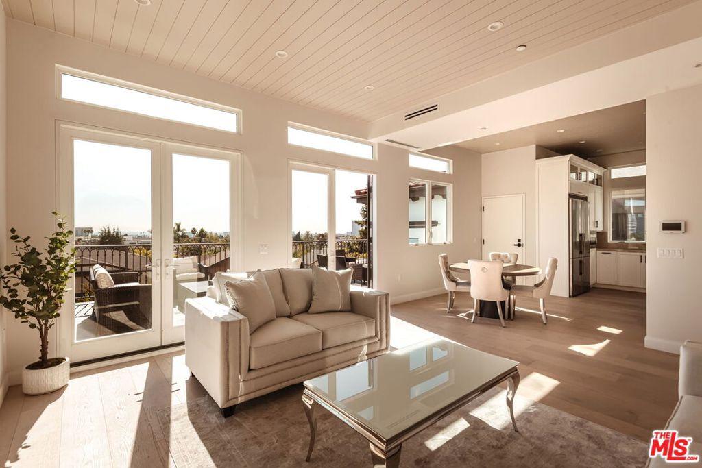 MLS #25616007 image #0