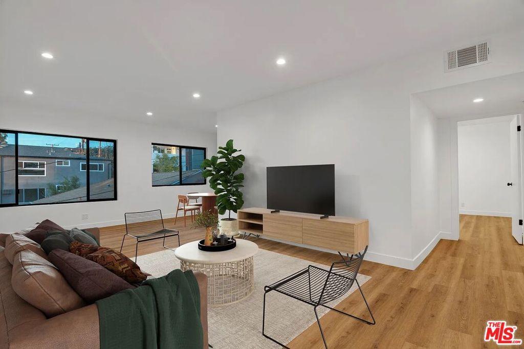 MLS #25616411 image #0