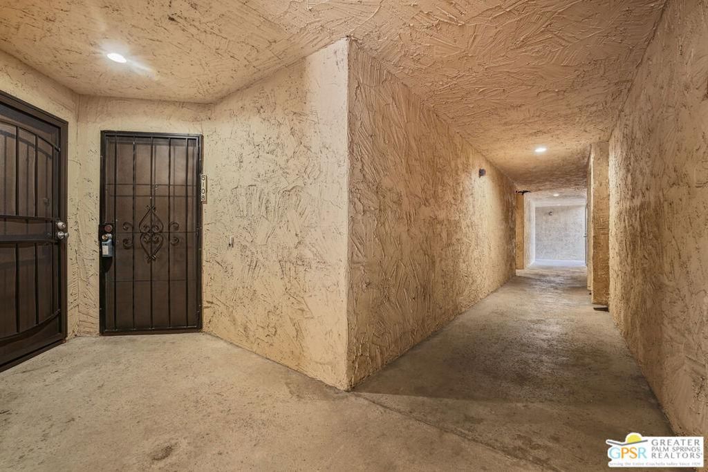 MLS #25616507PS image #0