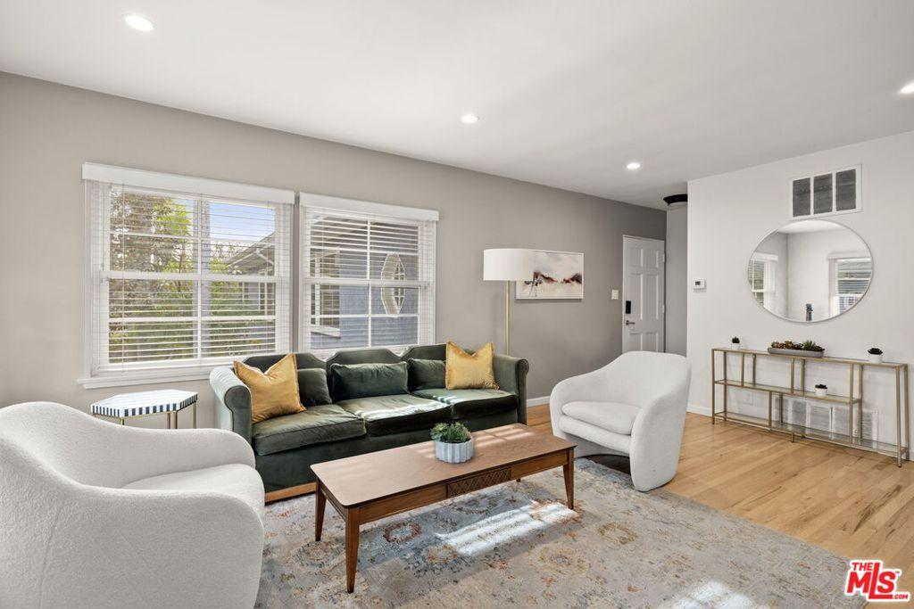 MLS #25616959 image #0