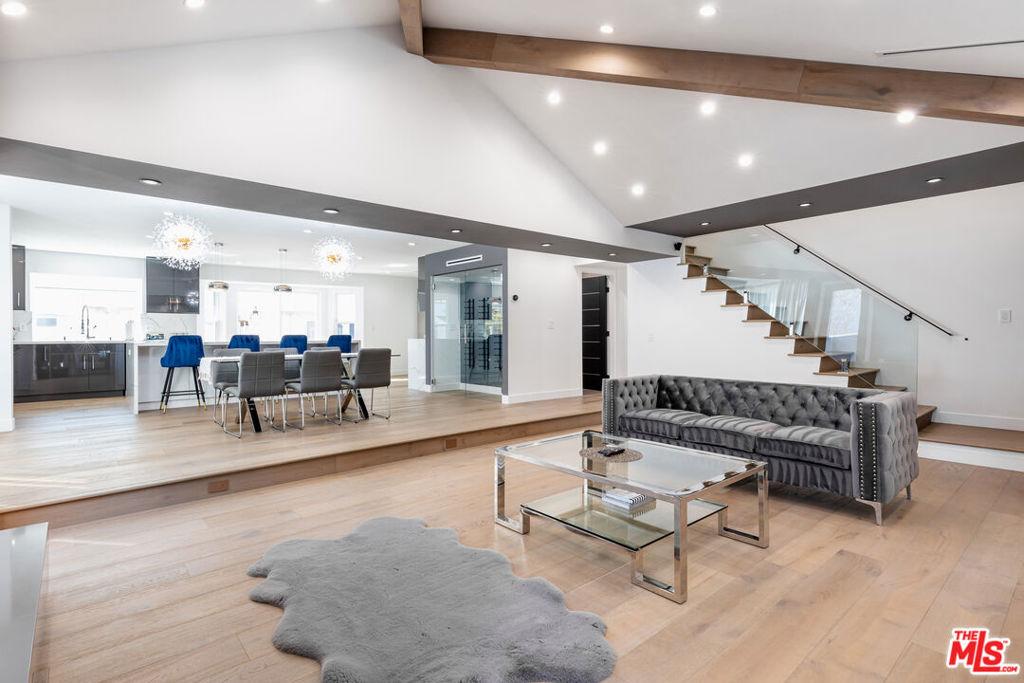 MLS #25616975 image #0