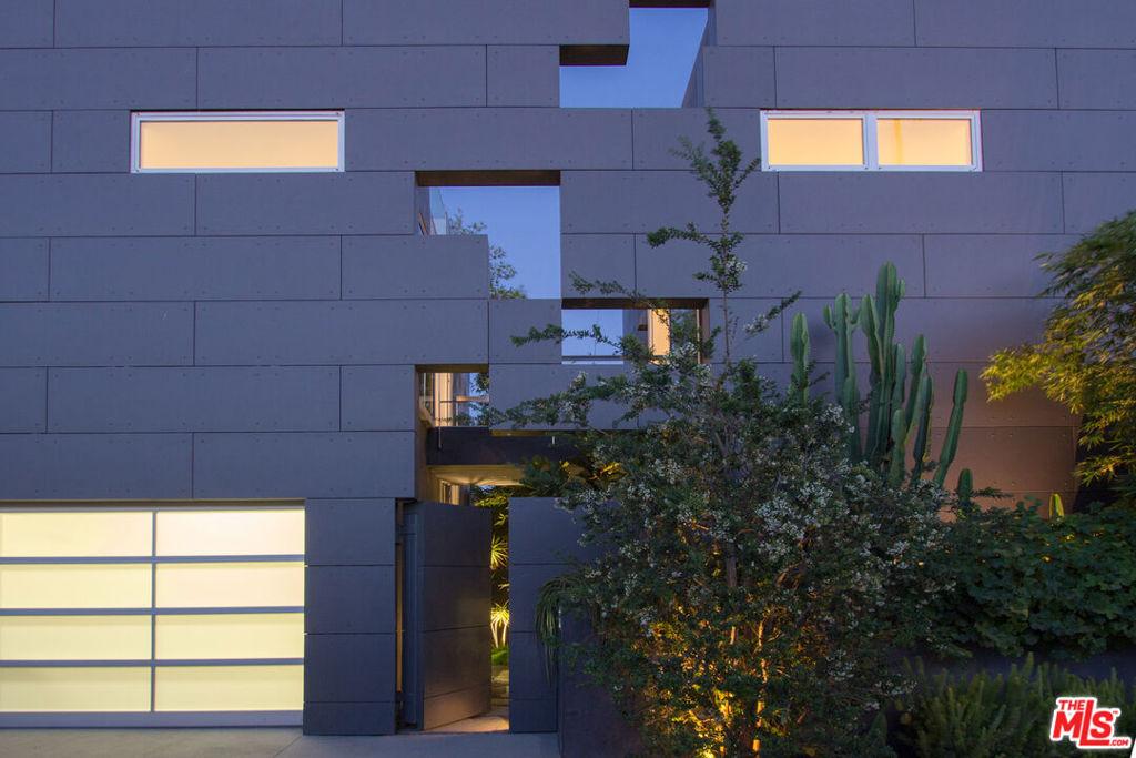 MLS #25617065 image #0