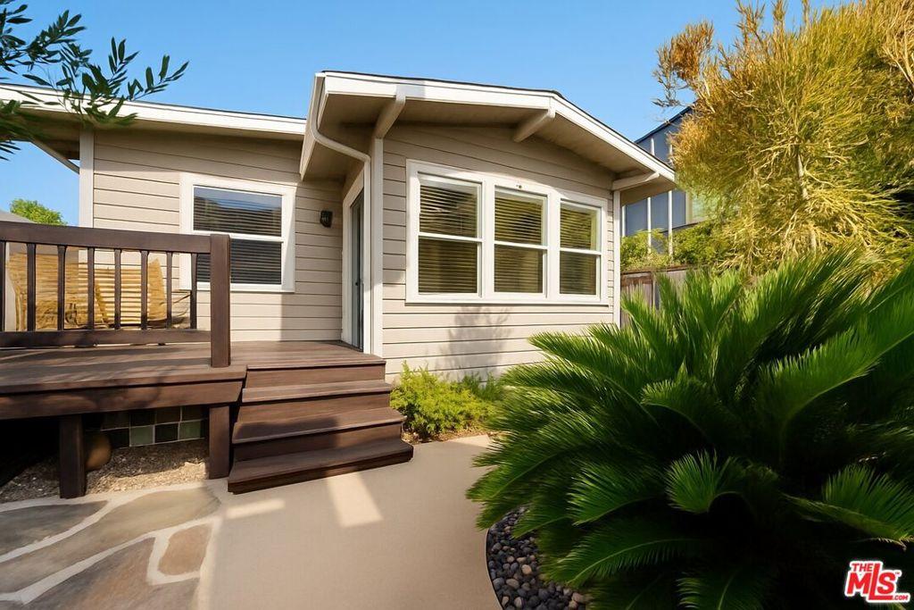 MLS #25617157 image #0