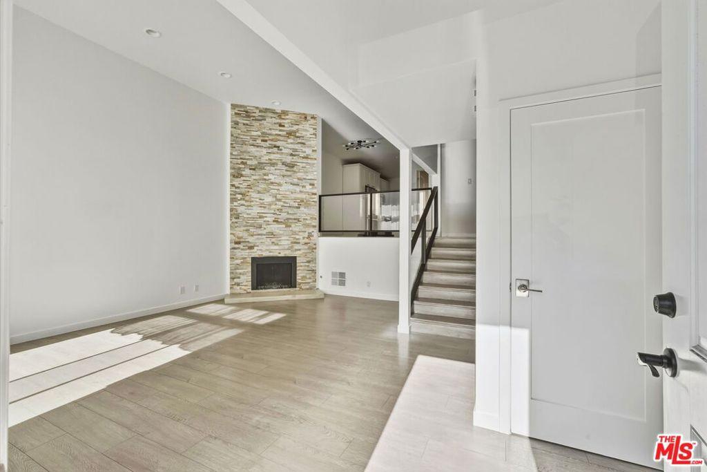 MLS #25617743 image #0