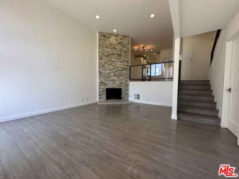 MLS #25617743 image #0