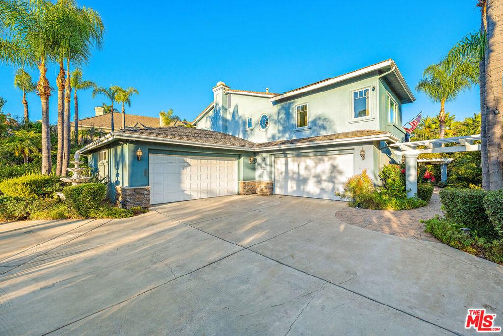 MLS #25617943 image #0