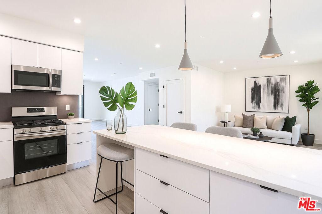 MLS #25618285 image #0