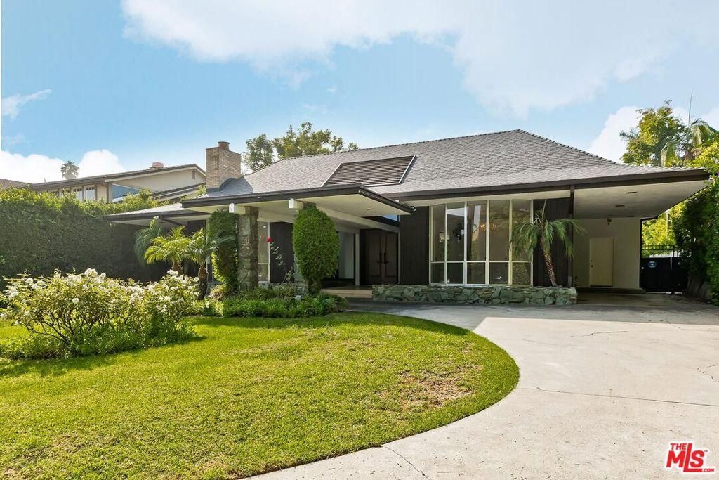 MLS #25618447 image #0