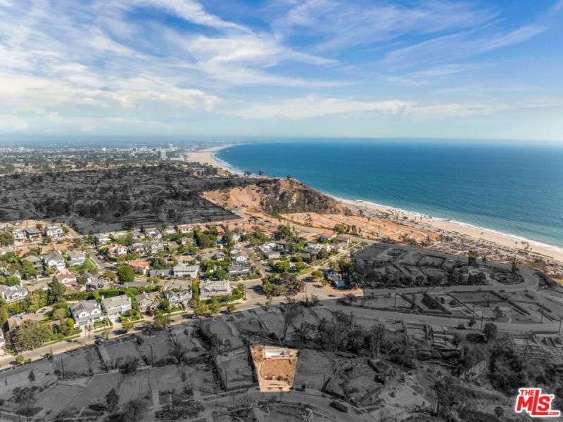 MLS #25618927 image #0