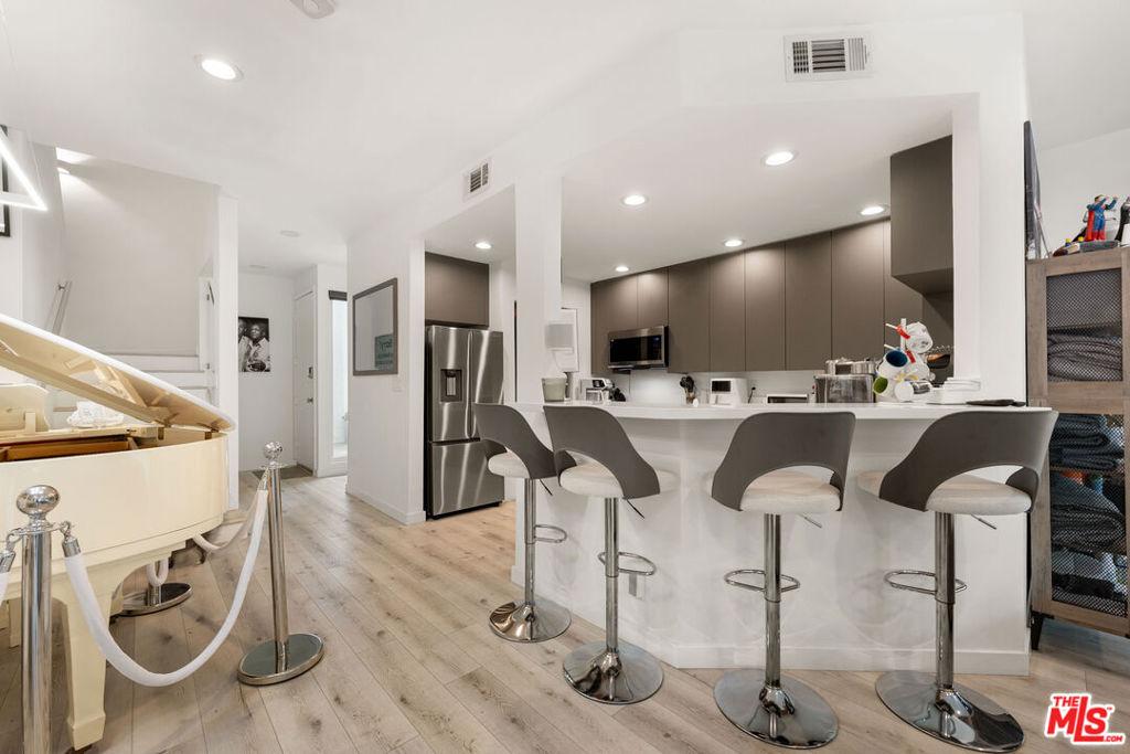 MLS #25619039 image #0