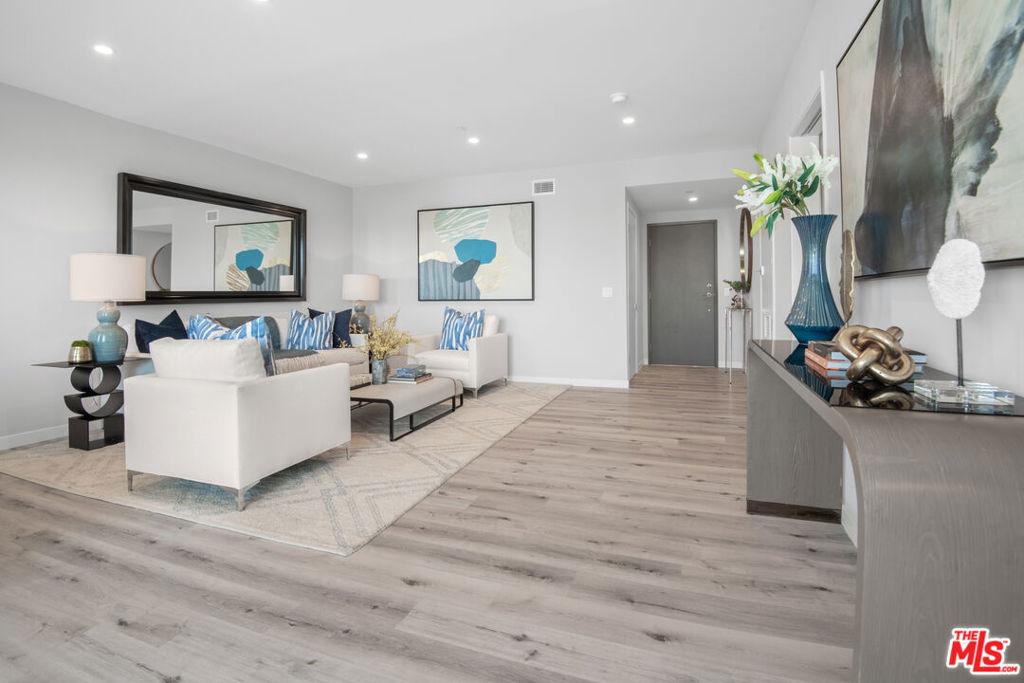 MLS #25619233 image #0