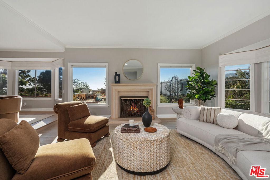 23255 W Paloma Blanca DR Malibu CA 90265 | MLS #25620261 45 MLS #25620261 image #0
