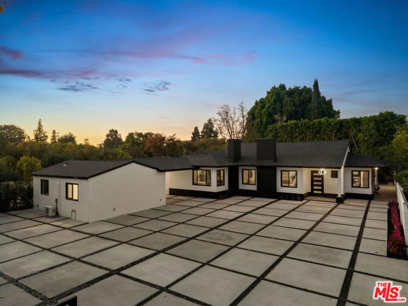 MLS #25620455 image #0