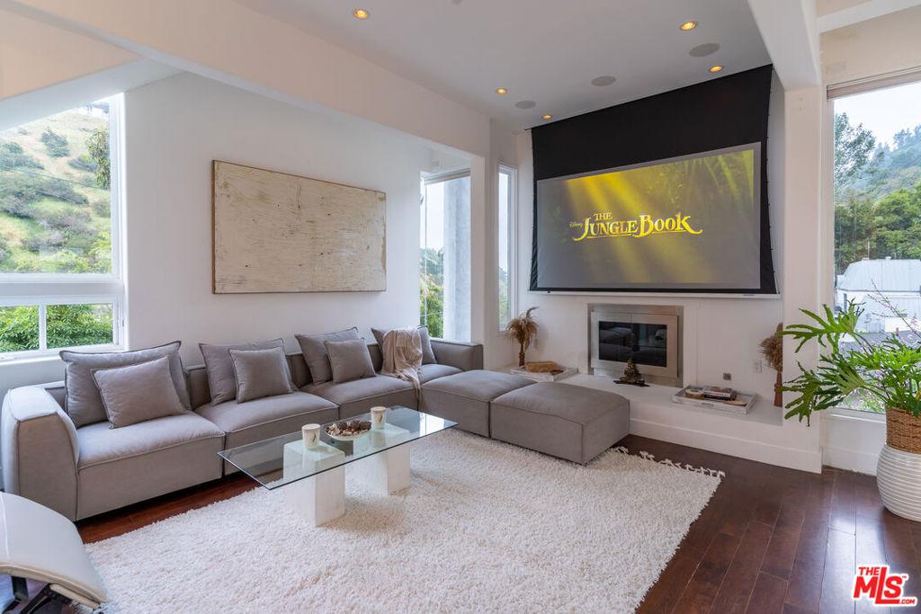 MLS #25620585 image #0