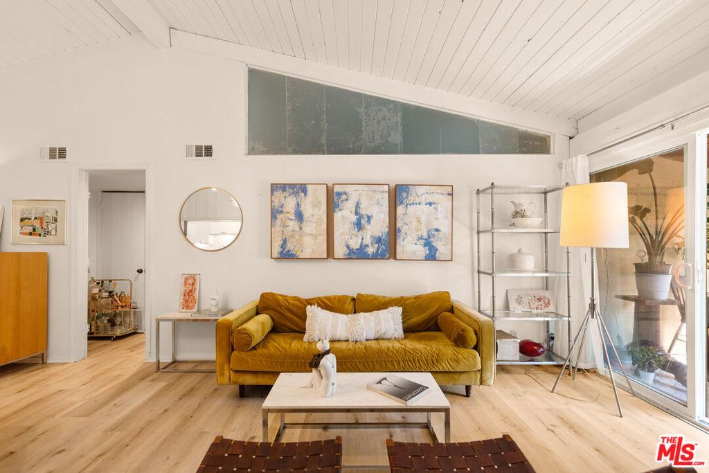 MLS #25620869 image #0