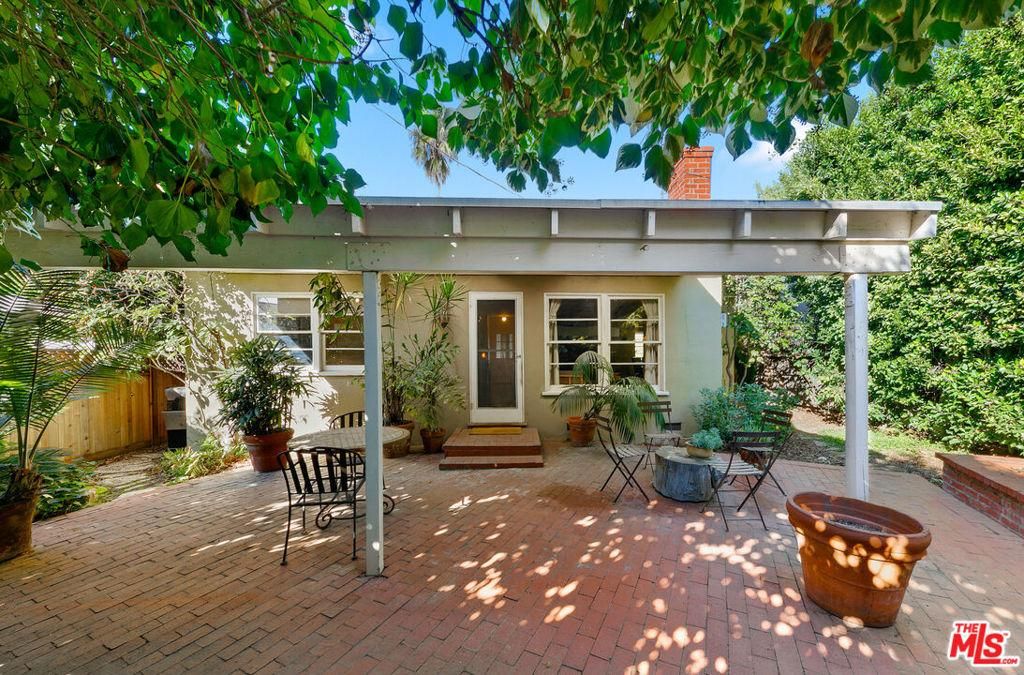 MLS #25621129 image #0