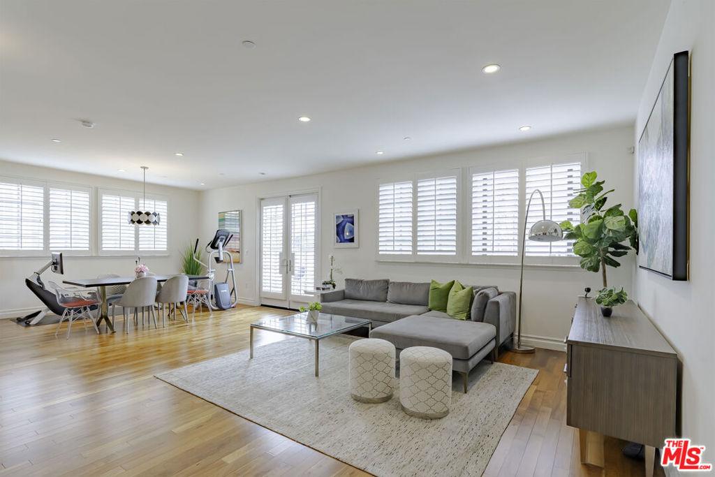 MLS #25621217 image #0