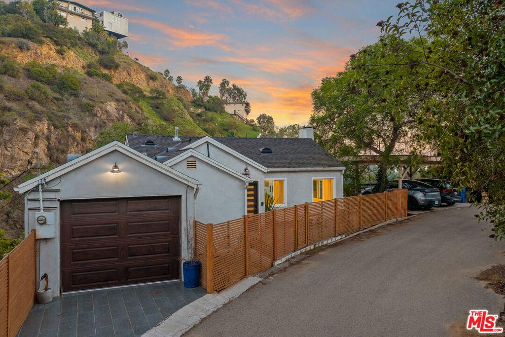 MLS #25622743 image #0