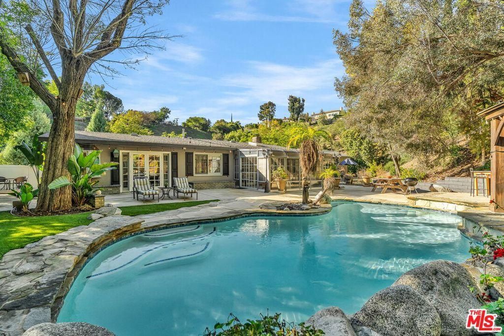 MLS #25623497 image #0