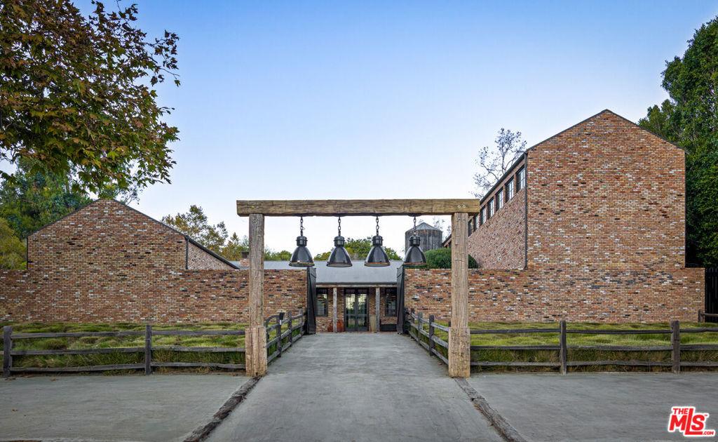 MLS #25623593 image #0