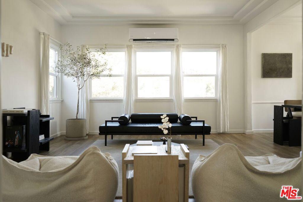 MLS #25623615 image #0