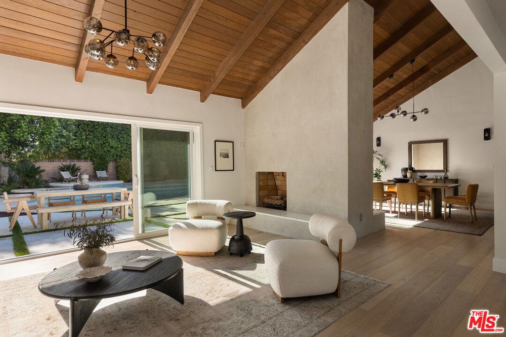 MLS #25623807 image #0