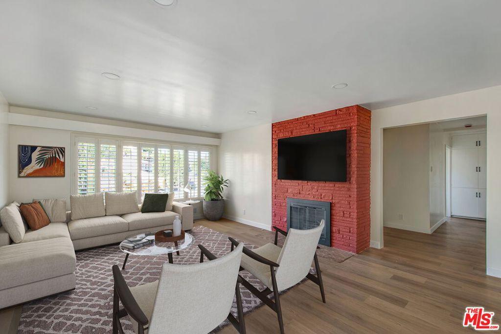 MLS #25624563 image #0