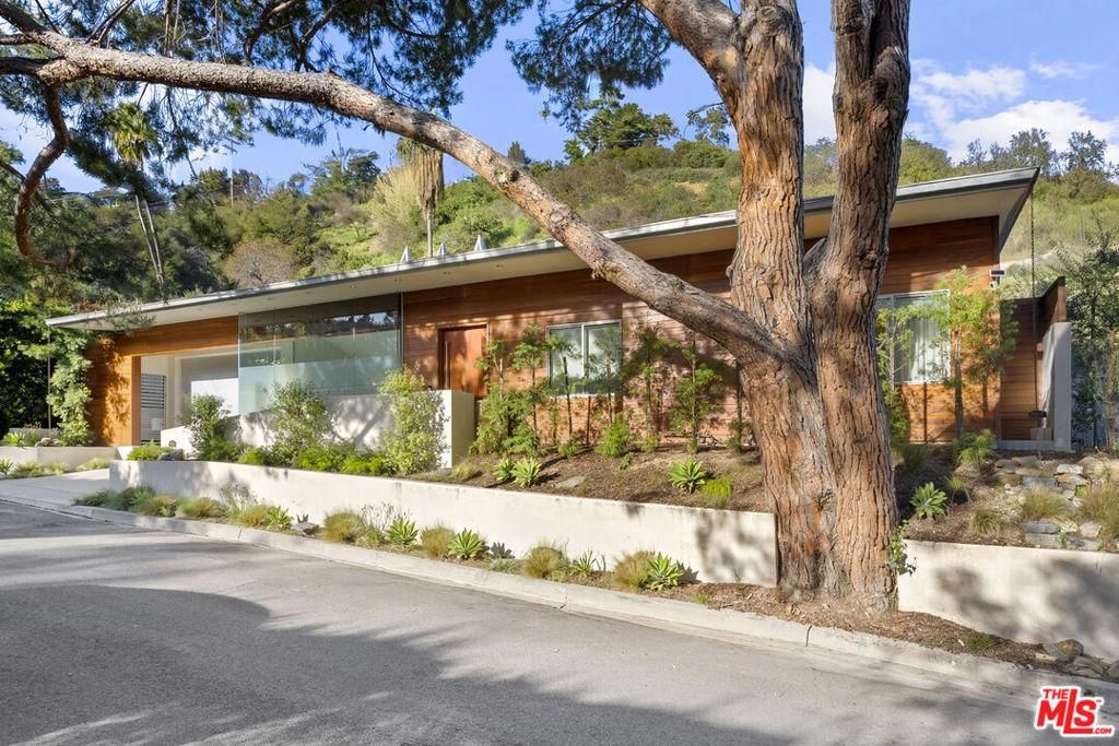 MLS #25625259 image #0