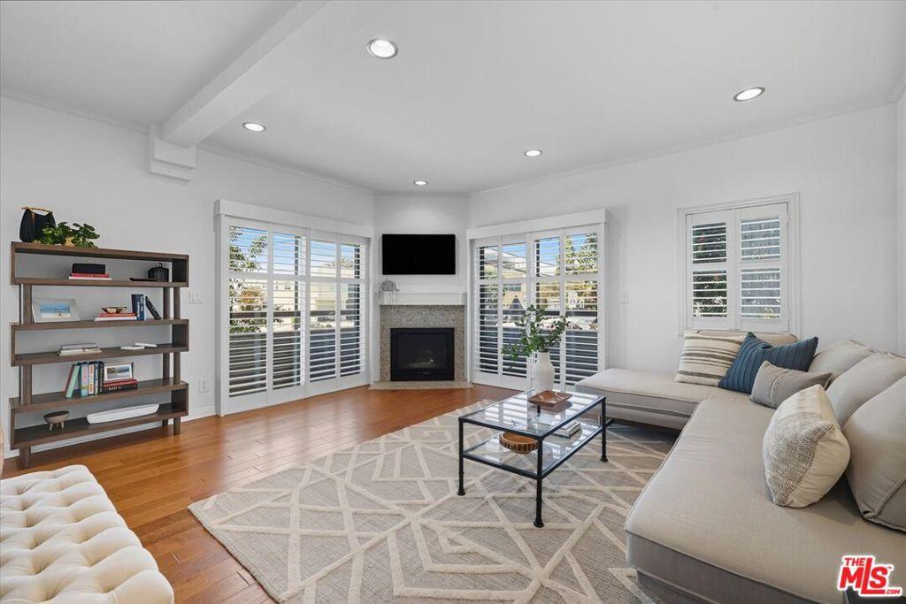 MLS #25625559 image #0