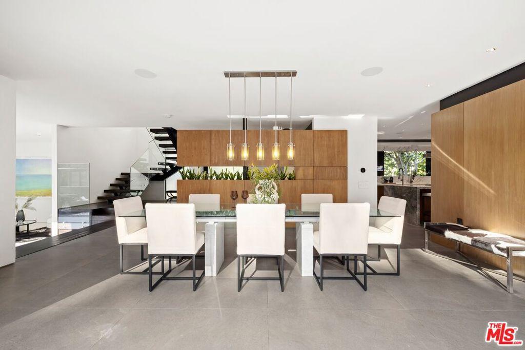 MLS #25625753 image #0