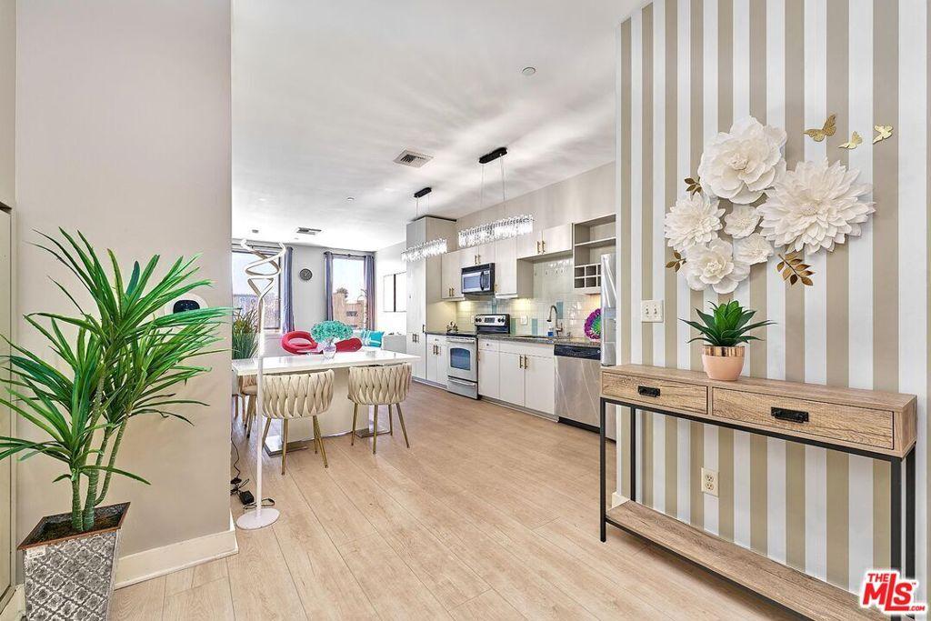 MLS #25625869 image #0