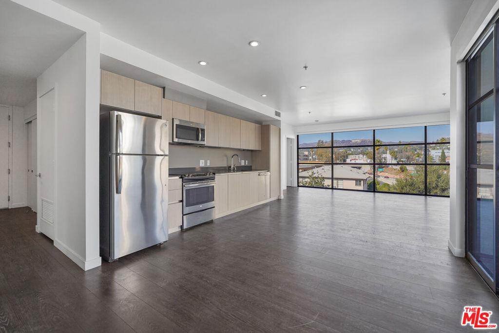 MLS #25626155 image #0