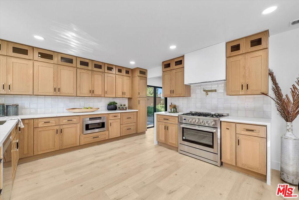 MLS #25626547 image #0