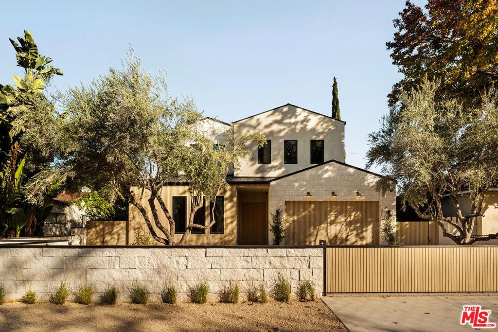 MLS #25626675 image #0