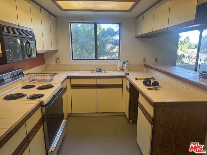 MLS #25627243 image #0